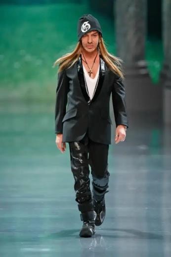 John Galliano &egrave; la star dell'exhibition del Met