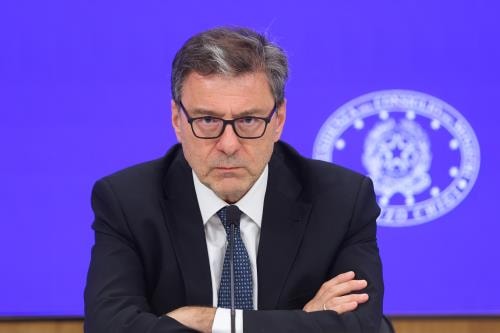Tagli ai ministeri per ridurre le accise sul diesel