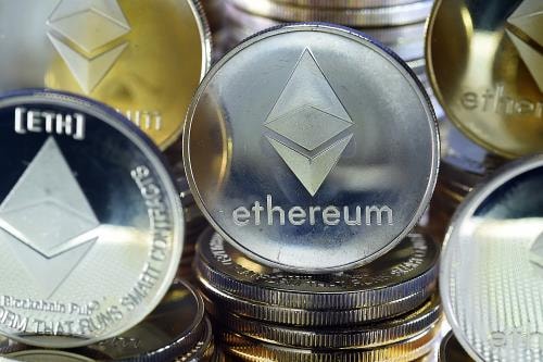 Da ethereum a solana: sprofondano anche le altre criptovalute