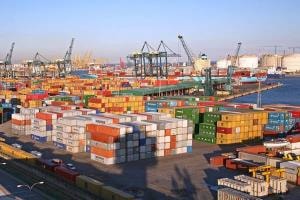 Msc molla il porto di Barcellona