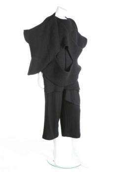 All'asta 265 capi di Rei Kawakubo