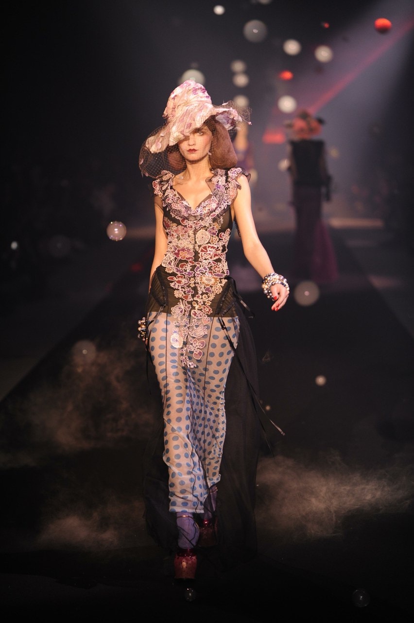 Paris Fashion Week Primavera/Estate 2010 Galliano