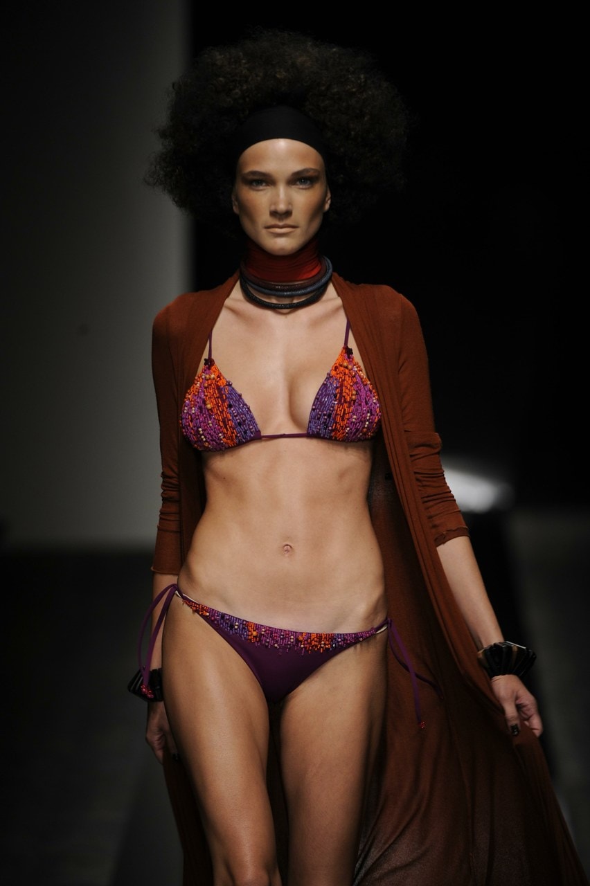 Milano Moda Donna Primavera/Estate 2010 Fisico
