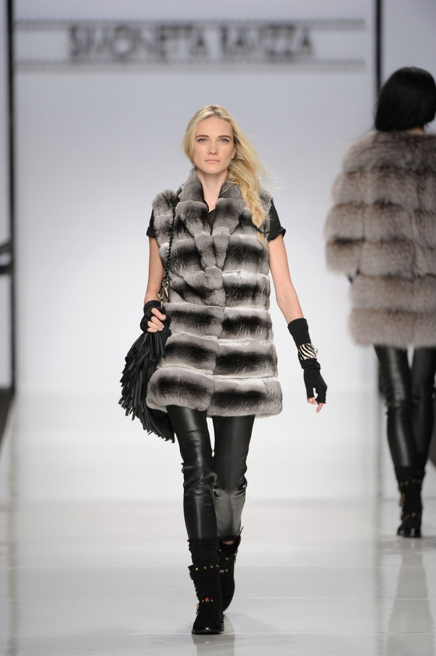 Milano Moda Donna Autunno/Inverno 2010/11 Simonetta Ravizza