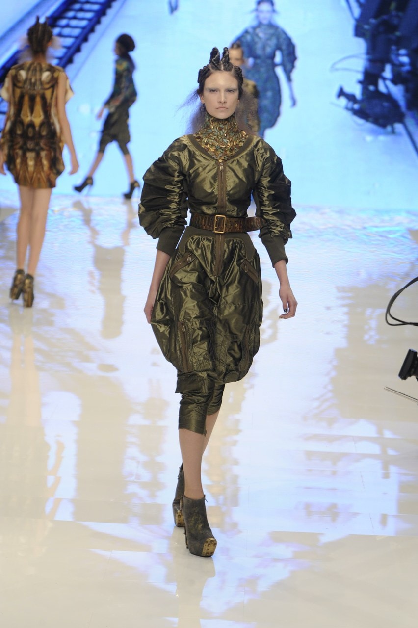 Paris Fashion Week Primavera/Estate 2010 McQueen