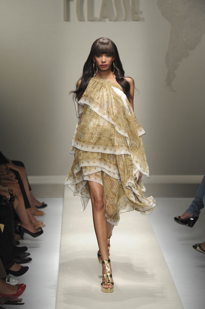 Milano Moda Donna Primavera/Estate 2010 Alviero Martini