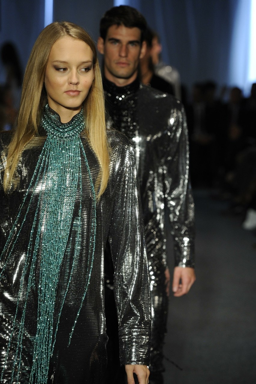 Paris Haute Couture Primavera/Estate 2011 Finale Cardin6
