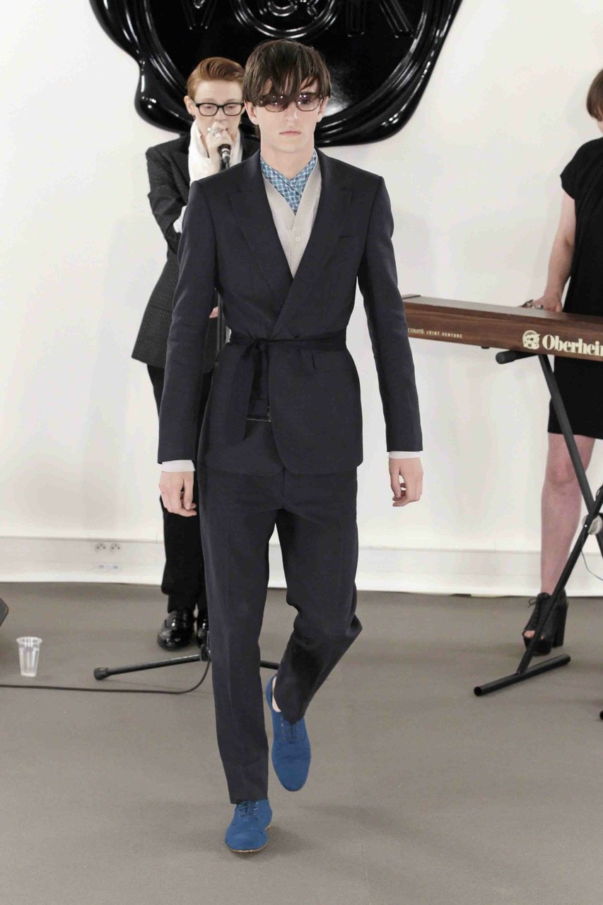 Paris Fashion Week Primavera/Estate 2011 Victor&Rolf