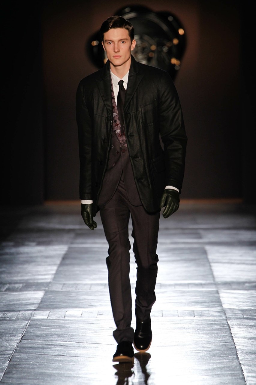 Paris Fashion Week Autunno/Inverno 2012/13 Viktor_Rolf_15
