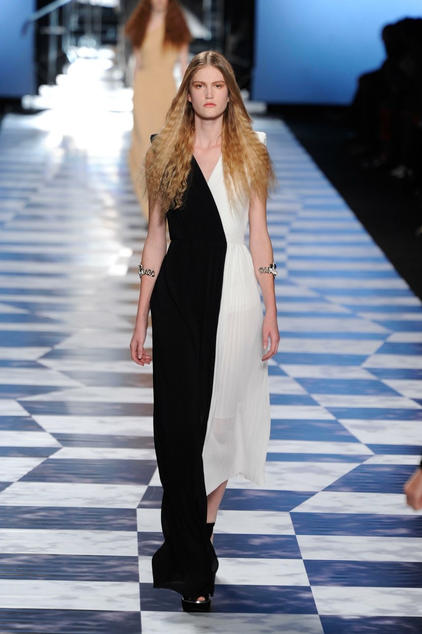 Paris Fashion Week Primavera/Estate 2013 Viktor & Rolf