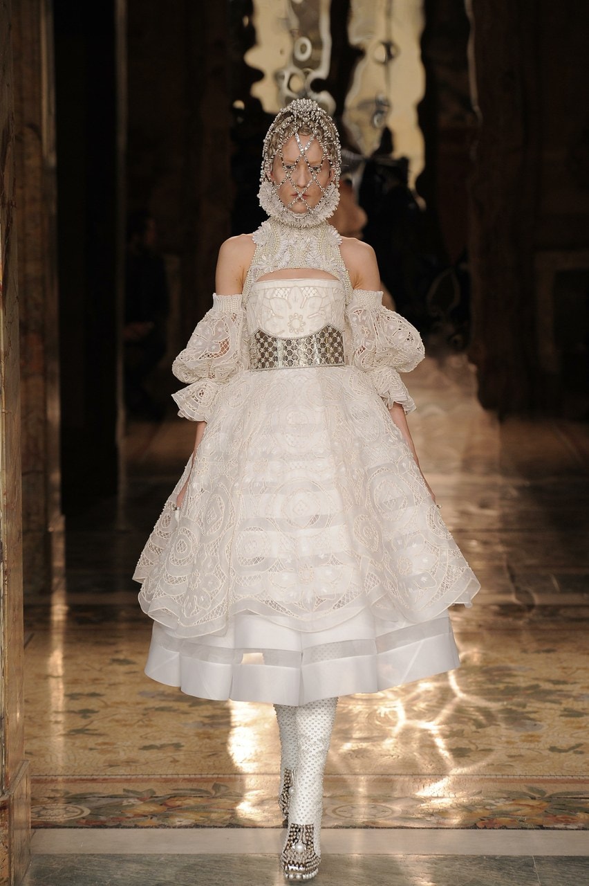 Paris Fashion Week Autunno/Inverno 2013/14 Alexander McQueen