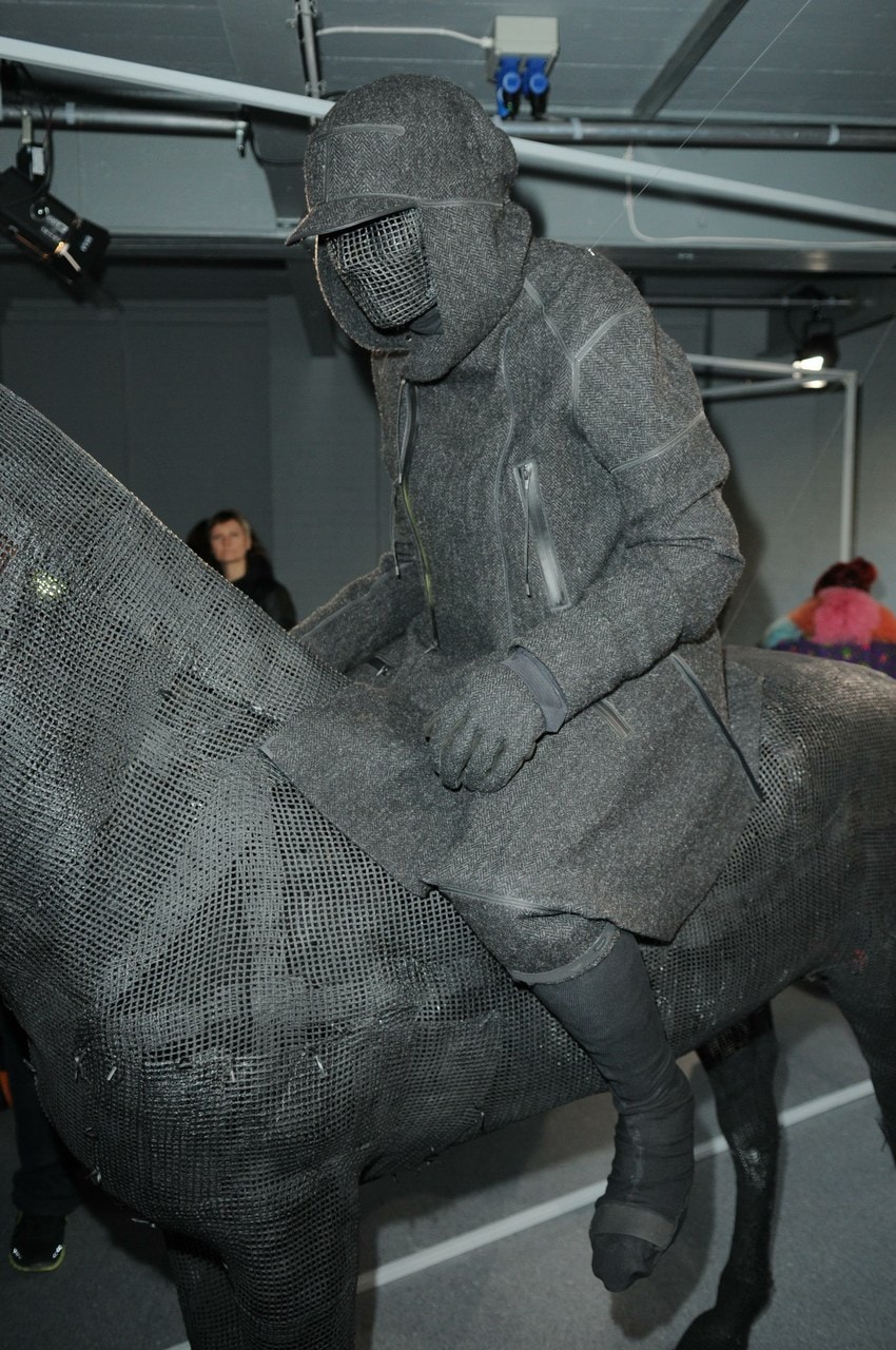London Collections Men's Autunno/Inverno 2013/14 Aitor Throup