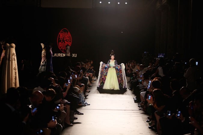 Paris Haute Couture Autunno/Inverno 2013/14 Laurence Xu