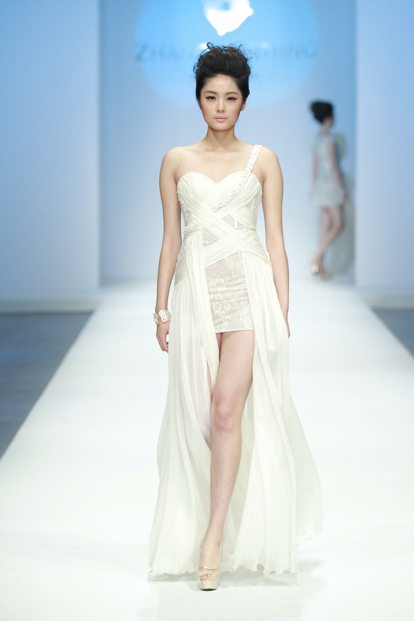 Mercedes Benz Fashion Week China  Primavera/Estate 2014 Zhang Jingjing