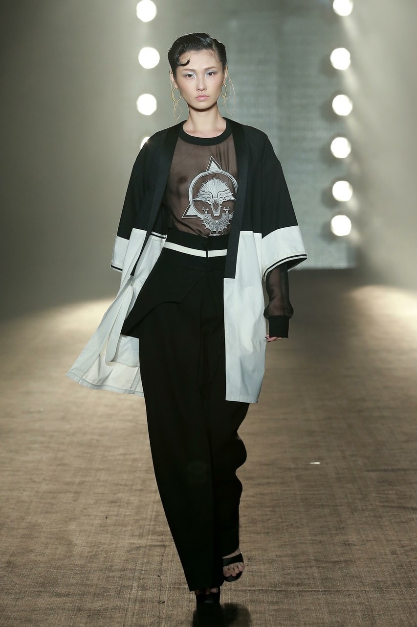Mercedes Benz Fashion Week China  Primavera/Estate 2014 Simon Gao