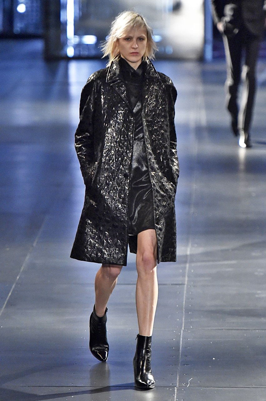 Paris Fashion Week Autunno/Inverno 2015/16 Saint Laurent