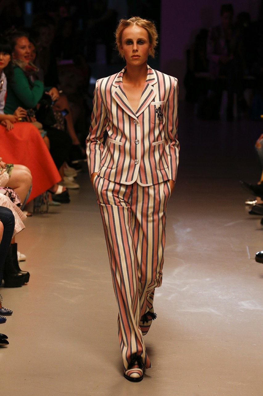 London Fashion Week Primavera/Estate 2015 Giles Deacon