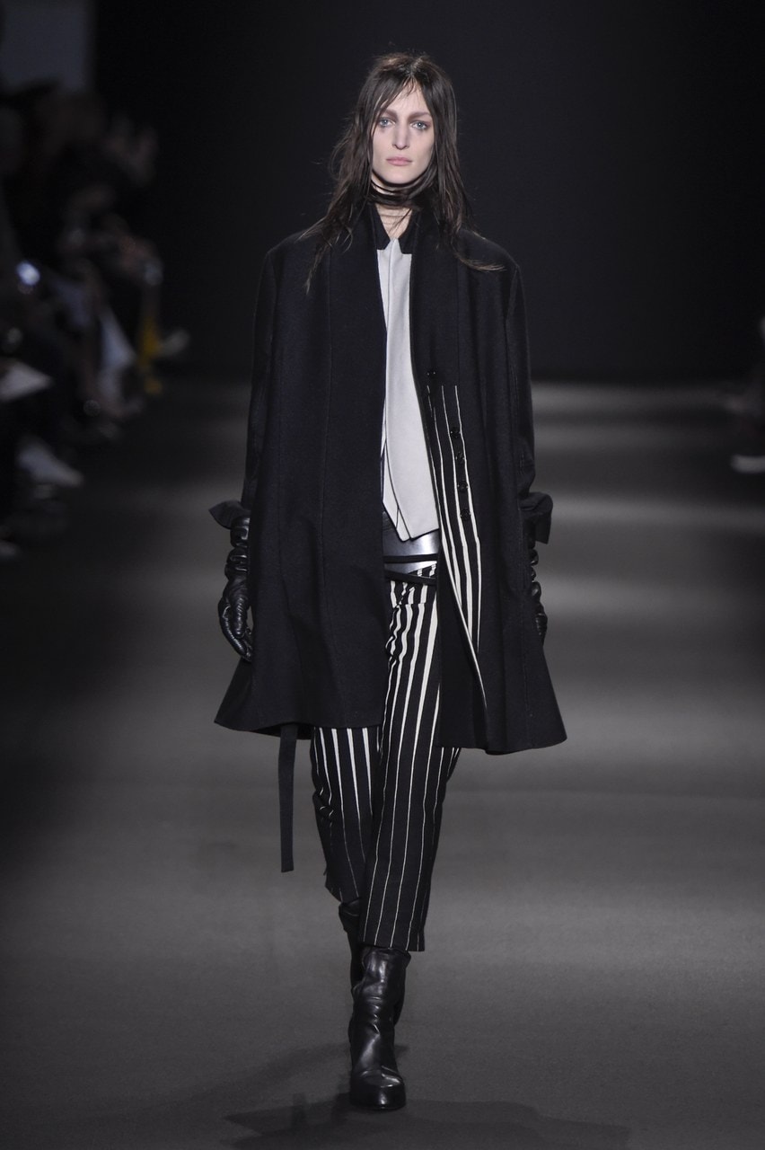 Paris Fashion Week Autunno/Inverno 2015/16 Ann Demeulemeester