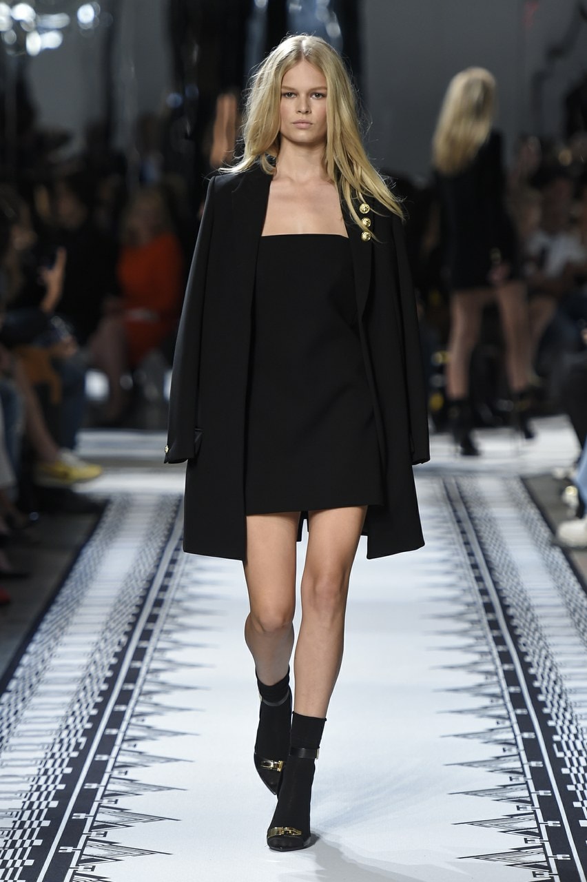 New York Fashion Week Primavera/Estate 2015 Versus Versace