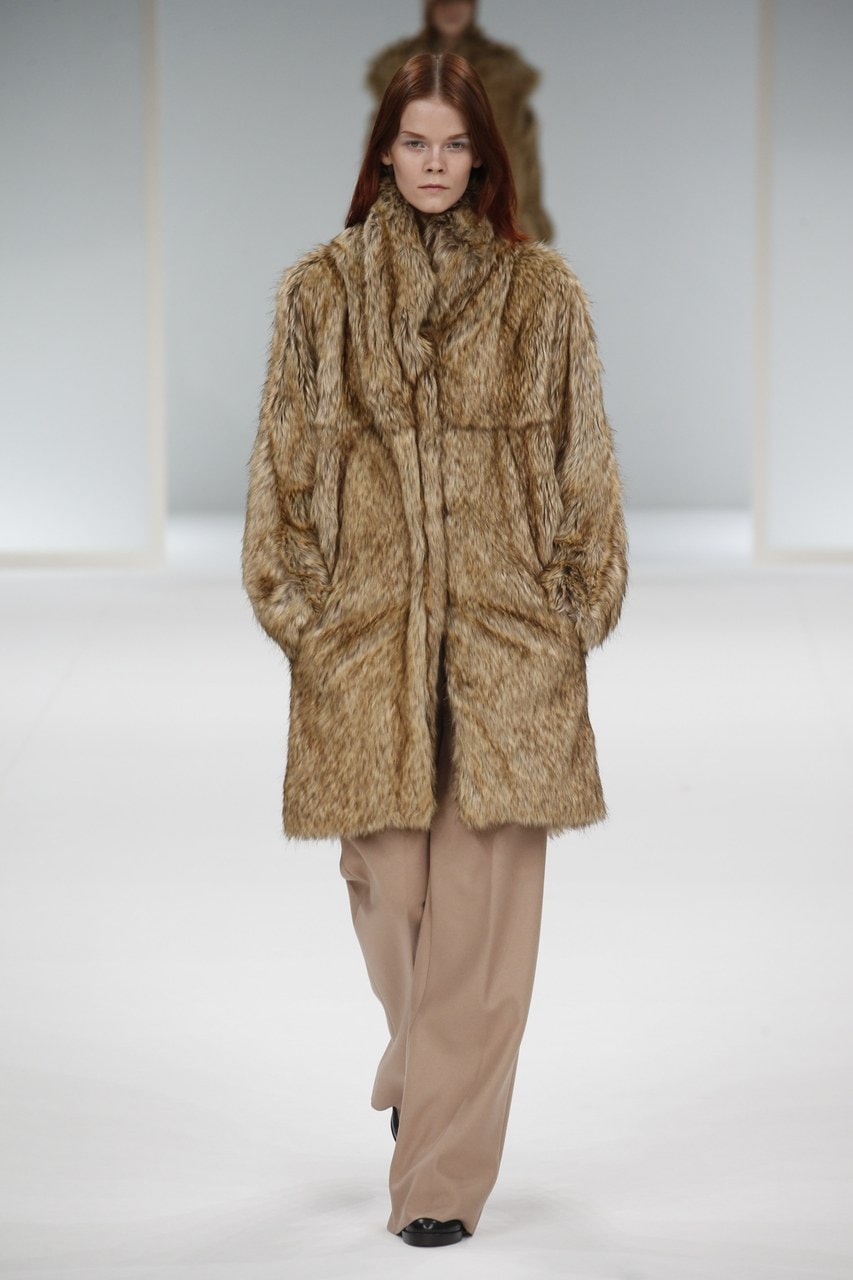 Paris Fashion Week Autunno/Inverno 2015/16 Hussein Chalayan