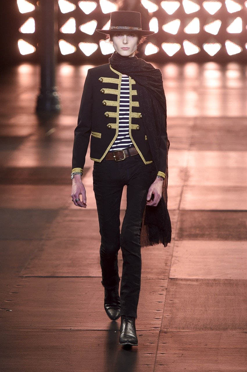 Paris Fashion Week Primavera/Estate 2015 Saint Laurent