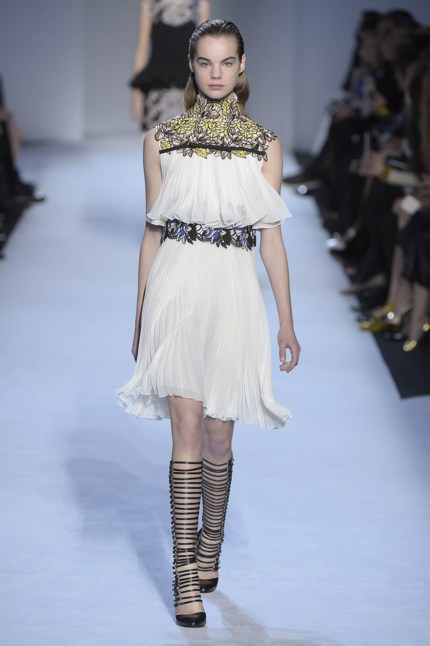 Paris Fashion Week Autunno/Inverno 2016/17 Giambattista Valli