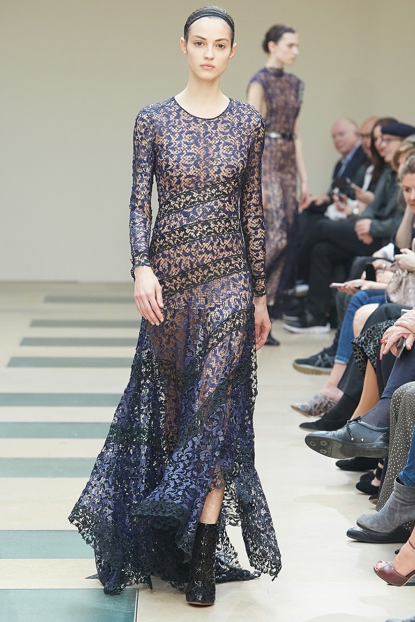 Paris Fashion Week Autunno/Inverno 2016/17 Alaïa