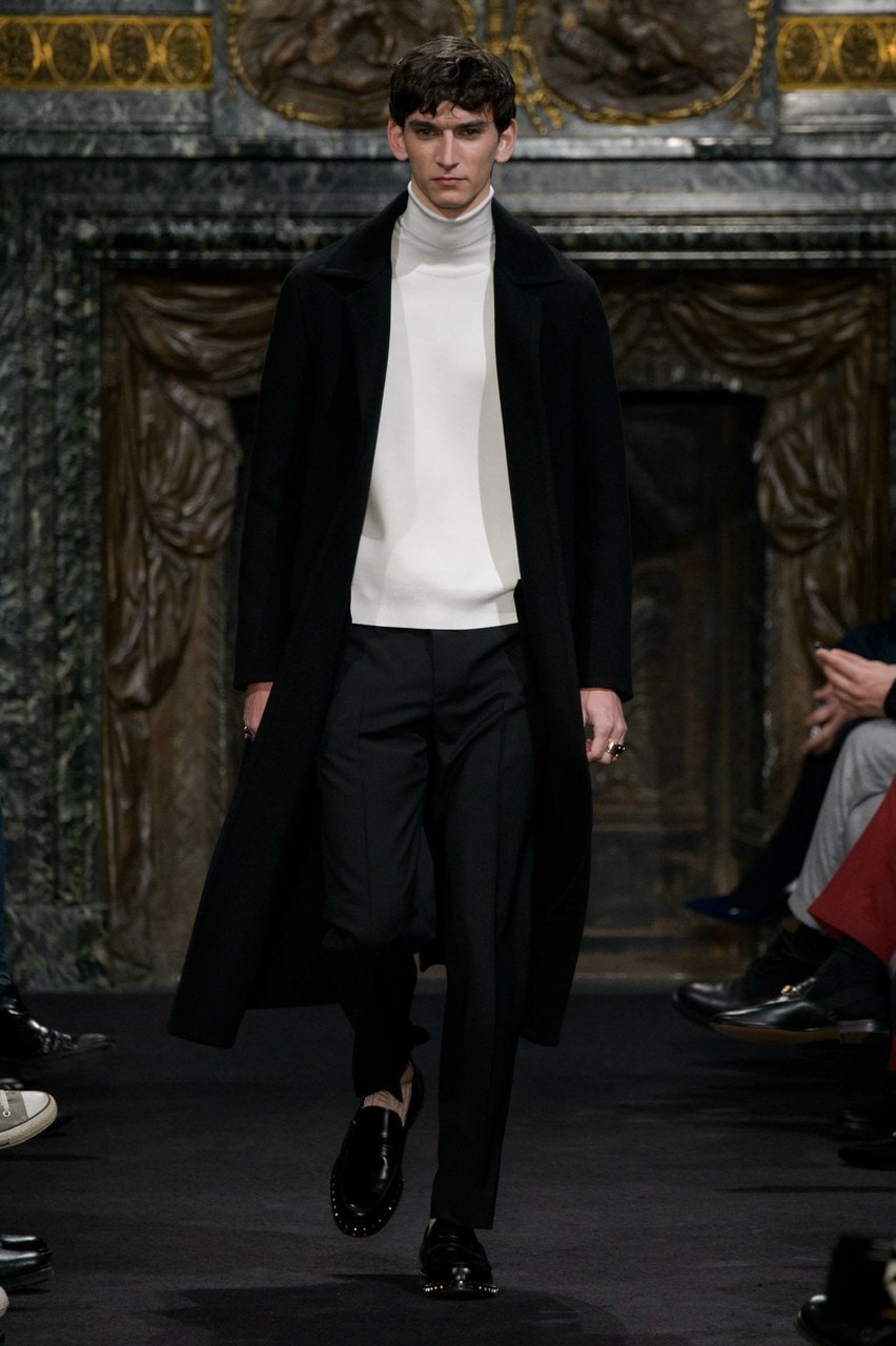 Paris Fashion Week Autunno/Inverno 2016/17 Valentino