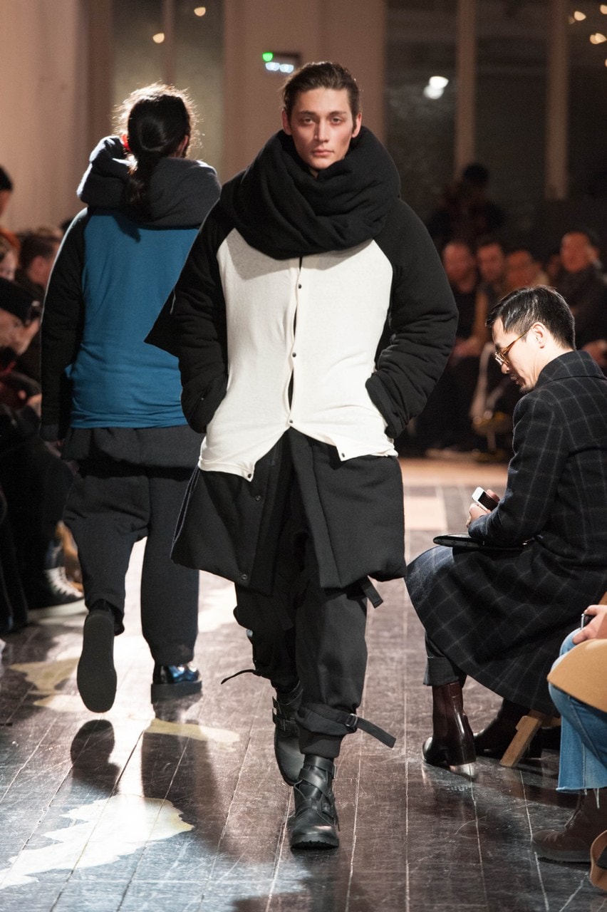 Paris Fashion Week Autunno/Inverno 2016/17 Yohji Yamamoto