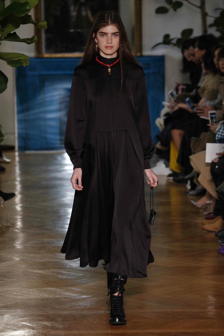 Paris Fashion Week Autunno/Inverno 2017/18 Valentino