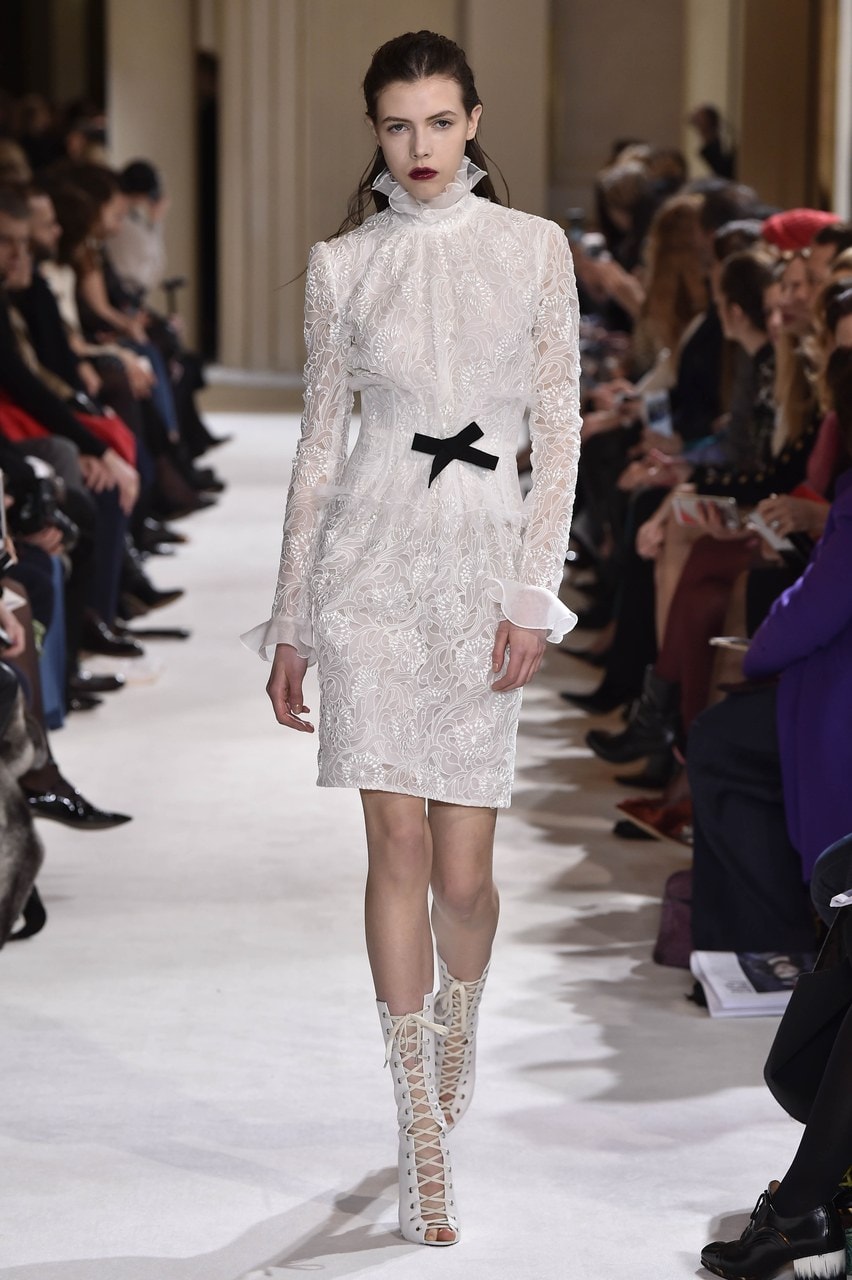 Paris Fashion Week Autunno/Inverno 2017/18 Giambattista Valli