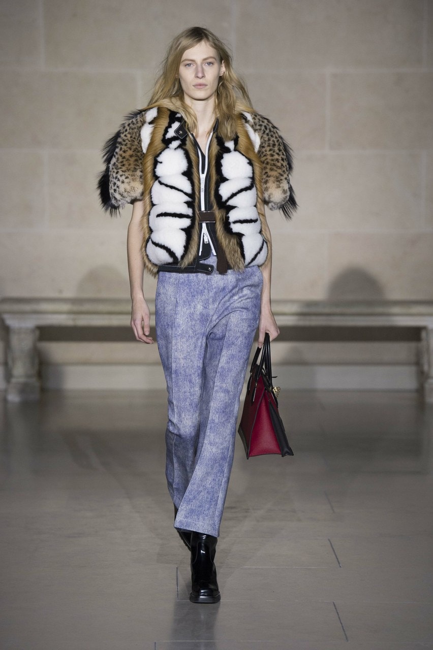 Paris Fashion Week Autunno/Inverno 2017/18 Louis Vuitton 