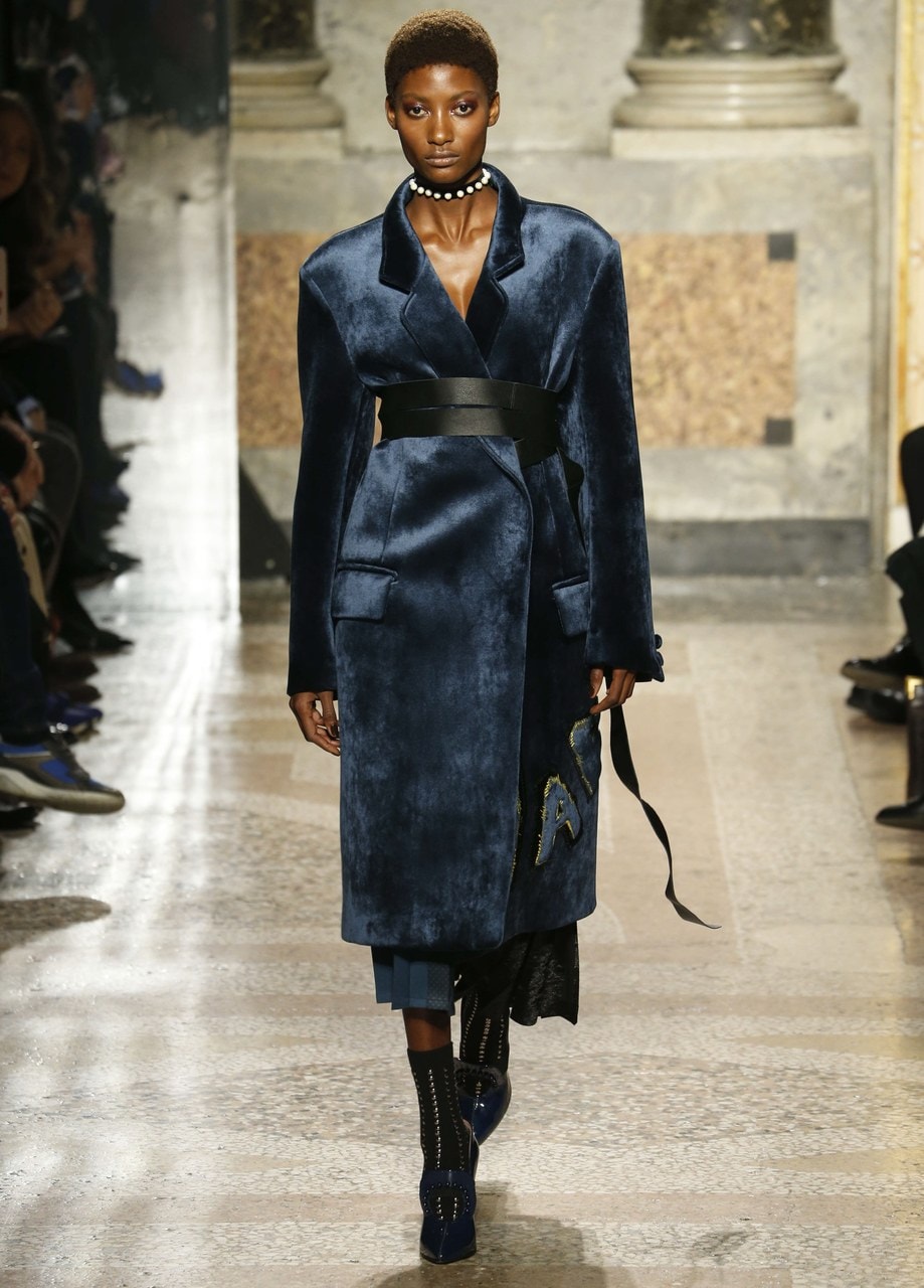 Milano Moda Donna Autunno/Inverno 2017/18 Angelo Marani