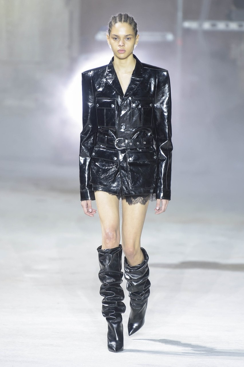 Paris Fashion Week Autunno/Inverno 2017/18 Saint Laurent