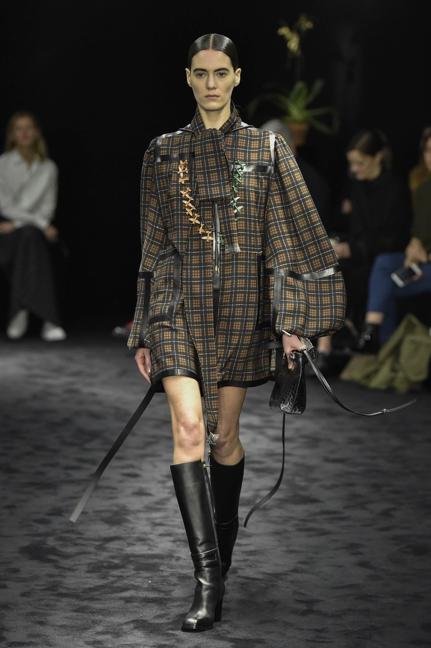 Paris Fashion Week Autunno/Inverno 2017/18 Loewe