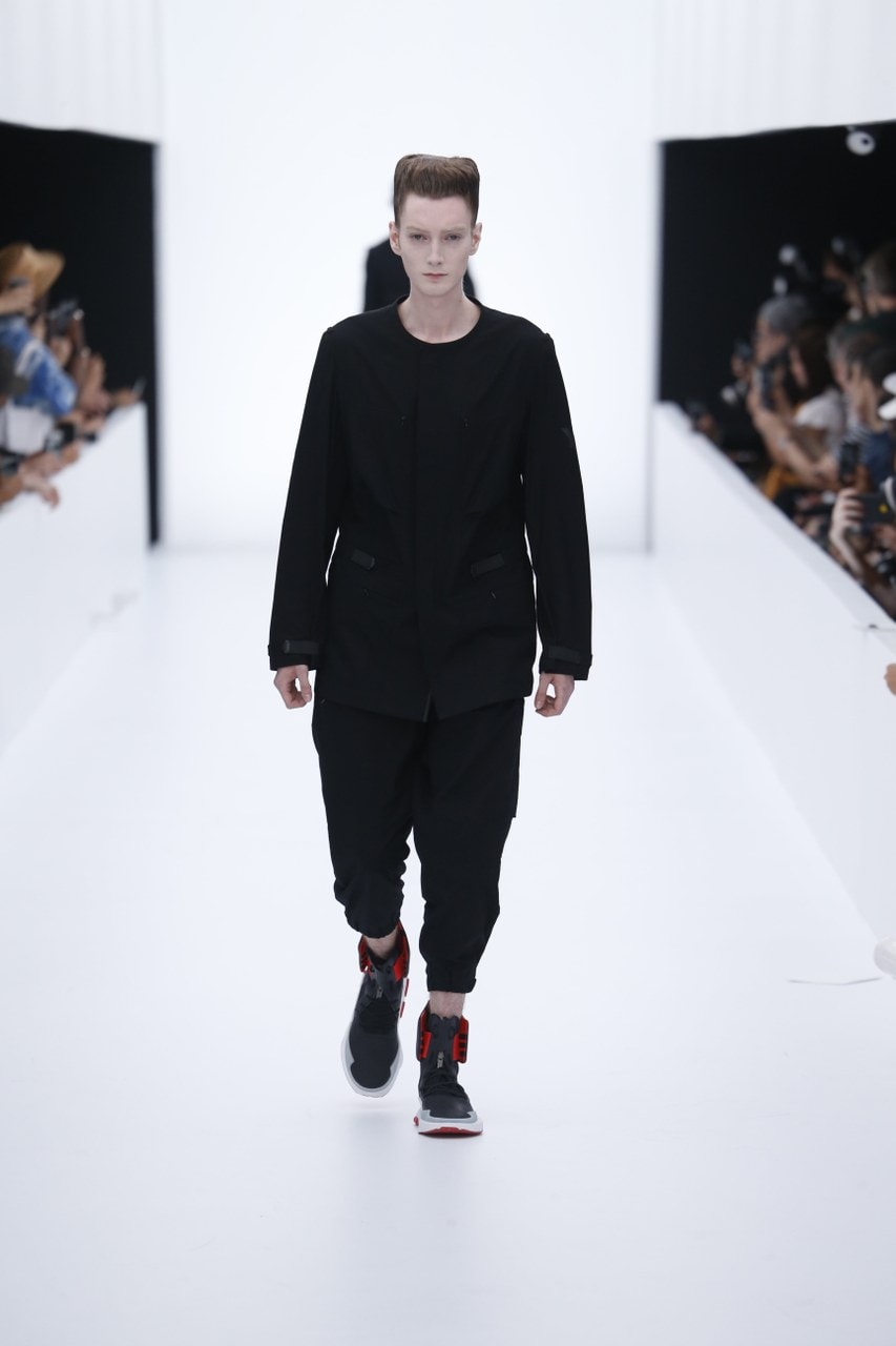 Paris Fashion Week Primavera/Estate 2017 Y3