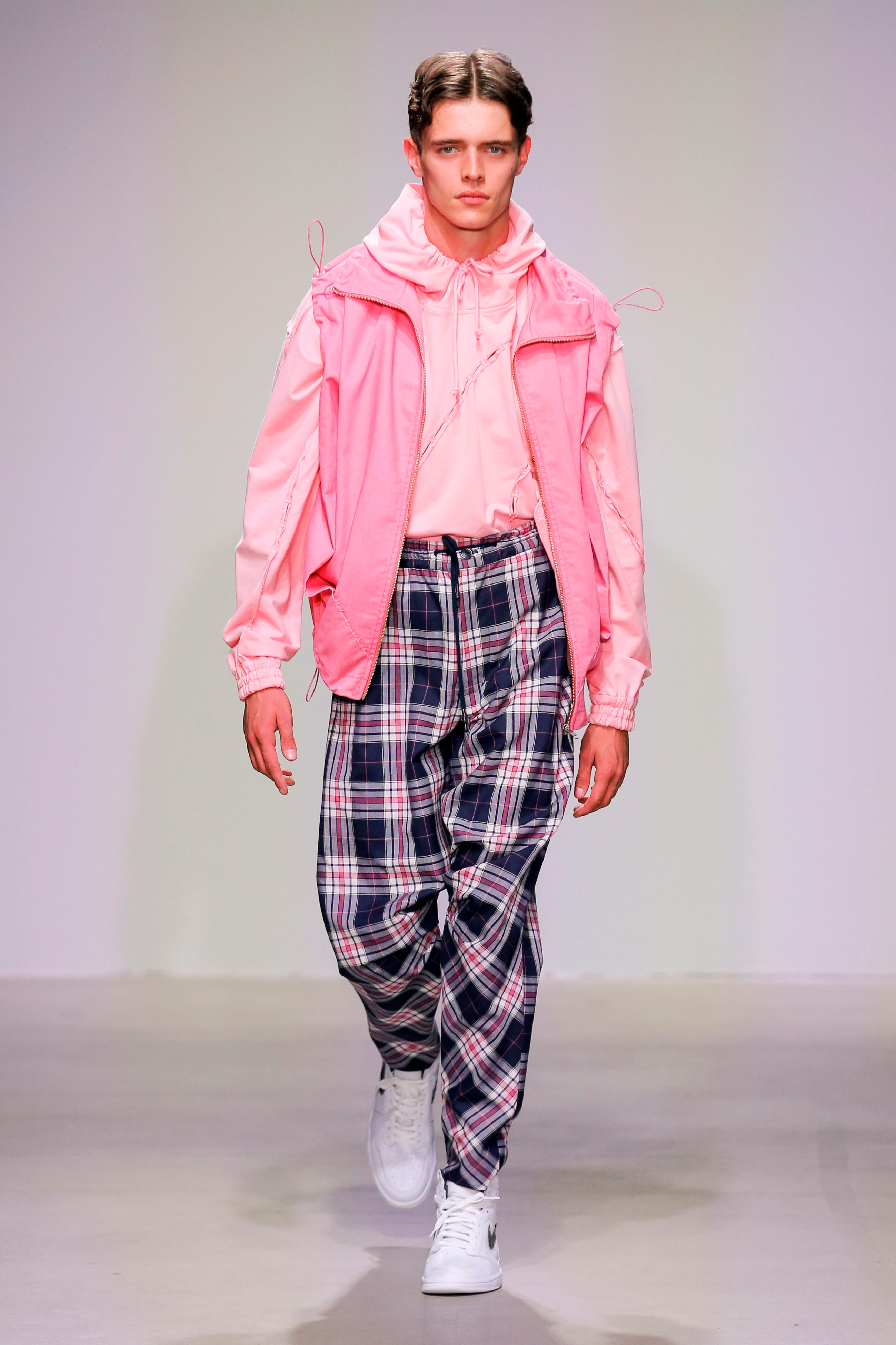 New York Fashion Week Men's Primavera/Estate 2018 Chen Wang