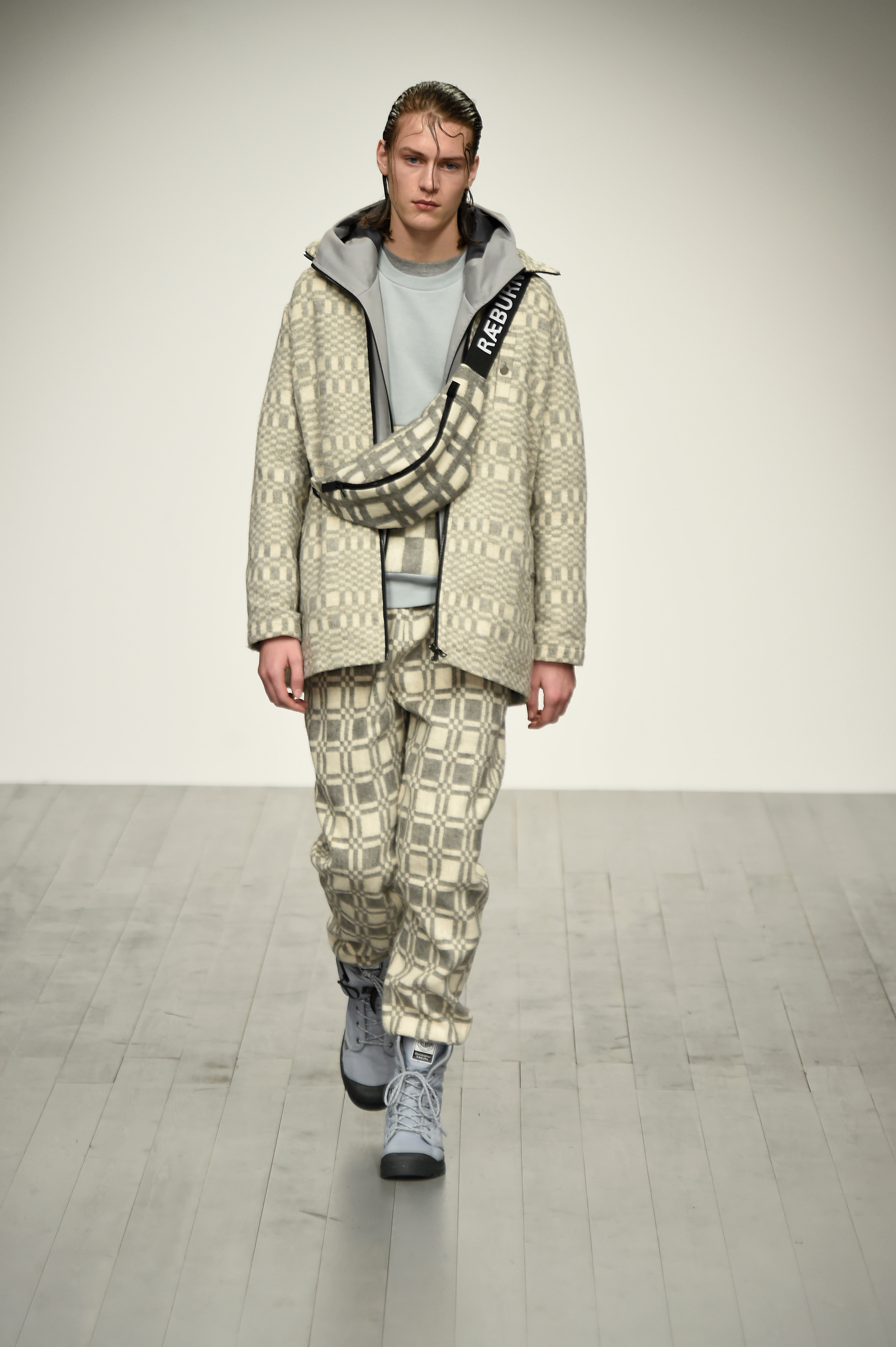 London Collections Men's Autunno/Inverno 2018/19 Christopher  Raeburn