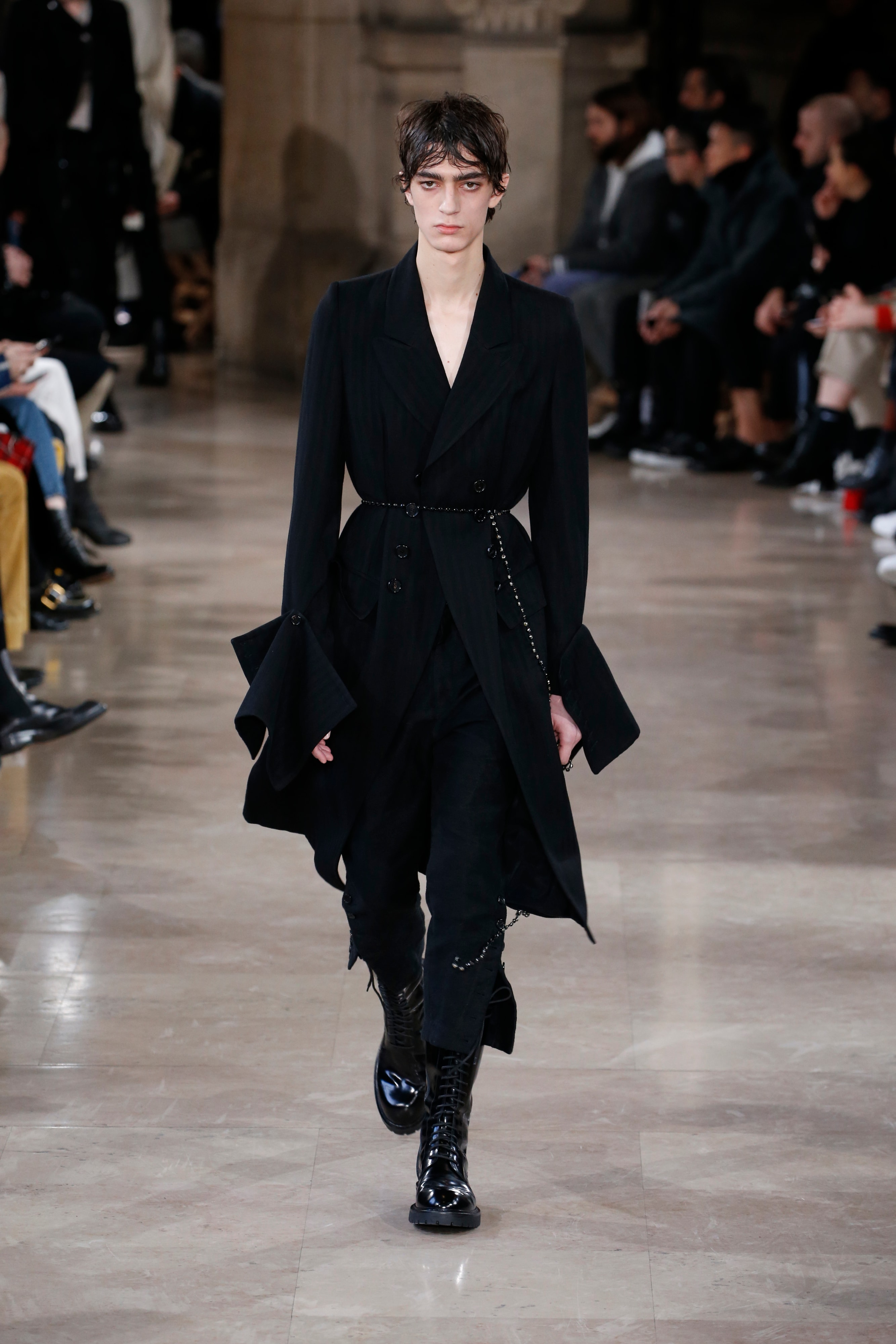Paris Fashion Week Hommes Autunno/Inverno 2018/19 Ann Demeulemeester