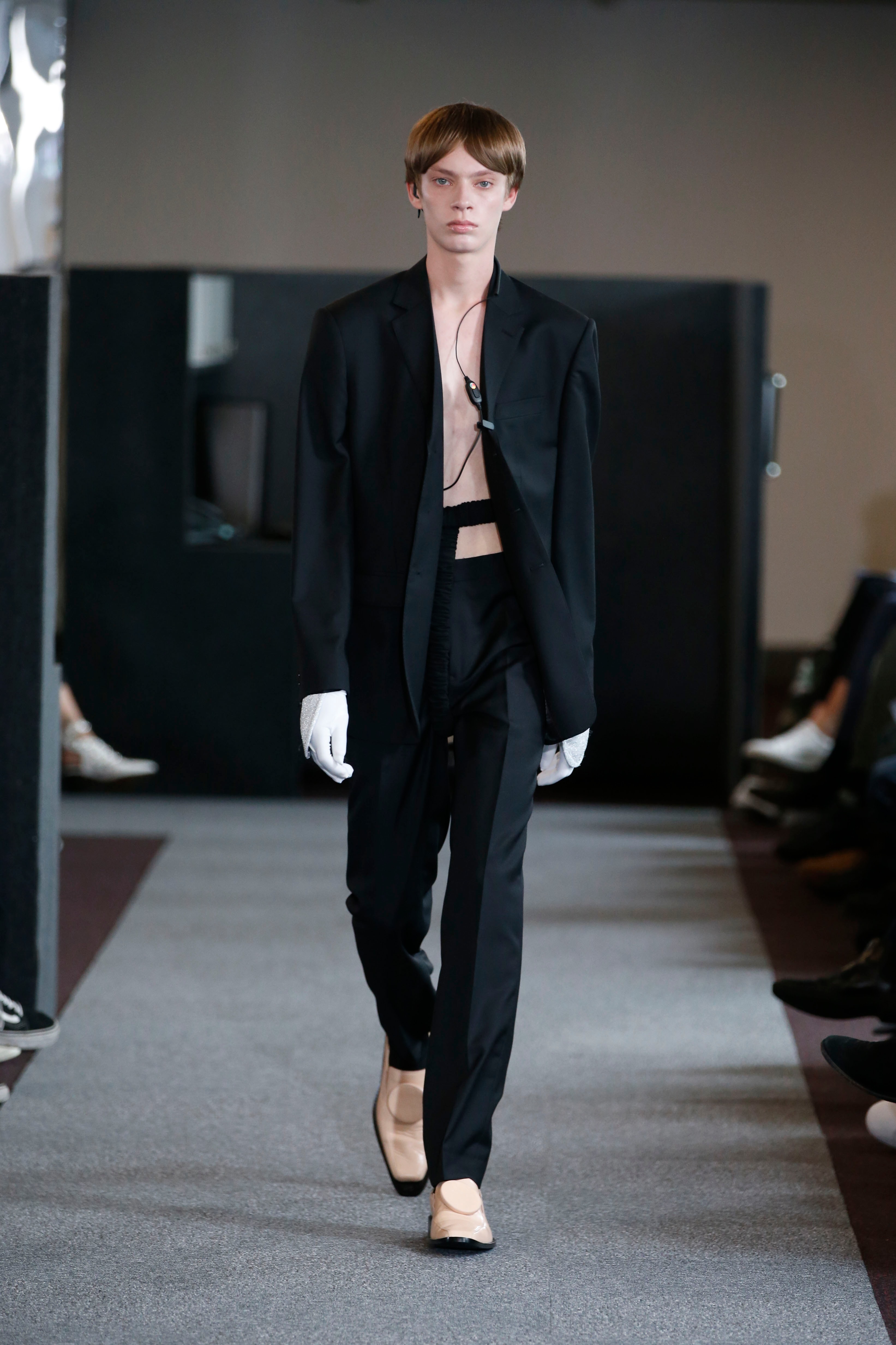 London Collections Men's Primavera/Estate 2018 Xander Zhou 