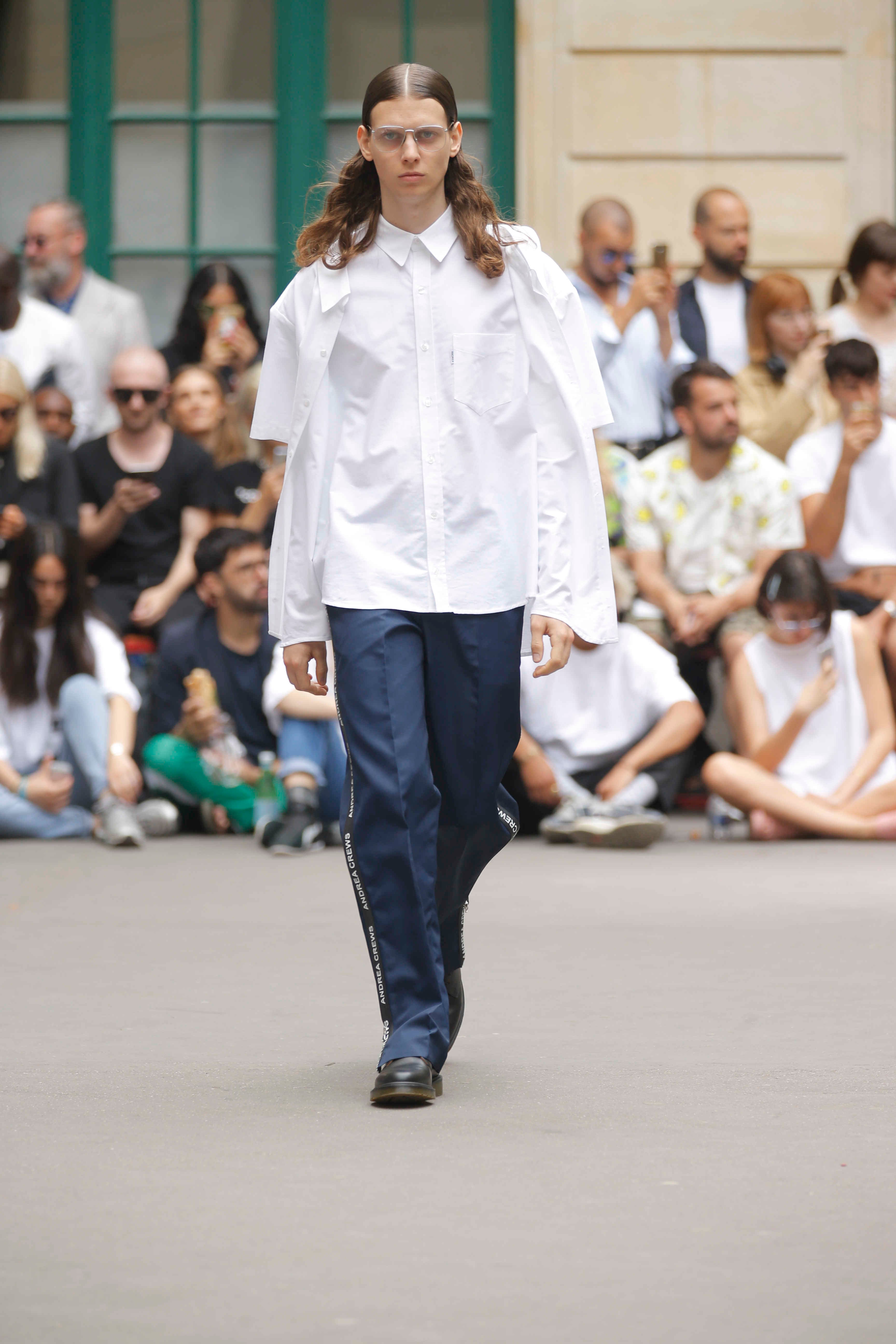 Paris Fashion Week Primavera/Estate 2018 Andrea Crews
