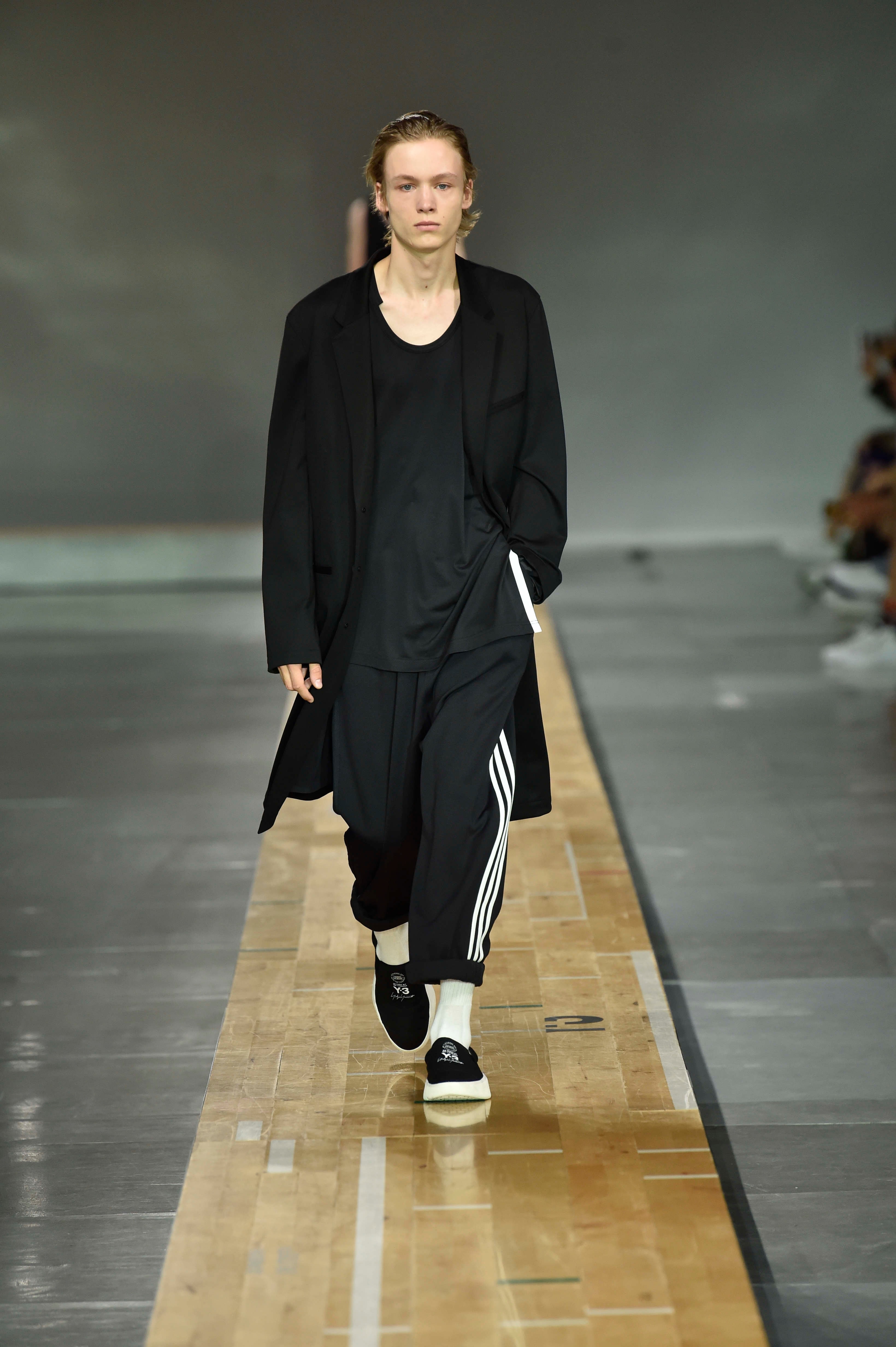 Paris Fashion Week Primavera/Estate 2018 Y3