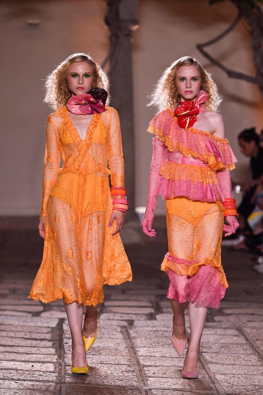 Milano Moda Donna Primavera/Estate 2019 Daizy Shely