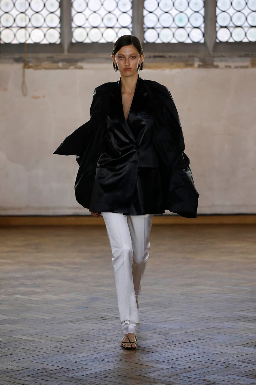 London Fashion Week Primavera/Estate 2020 Sharon Wauchob