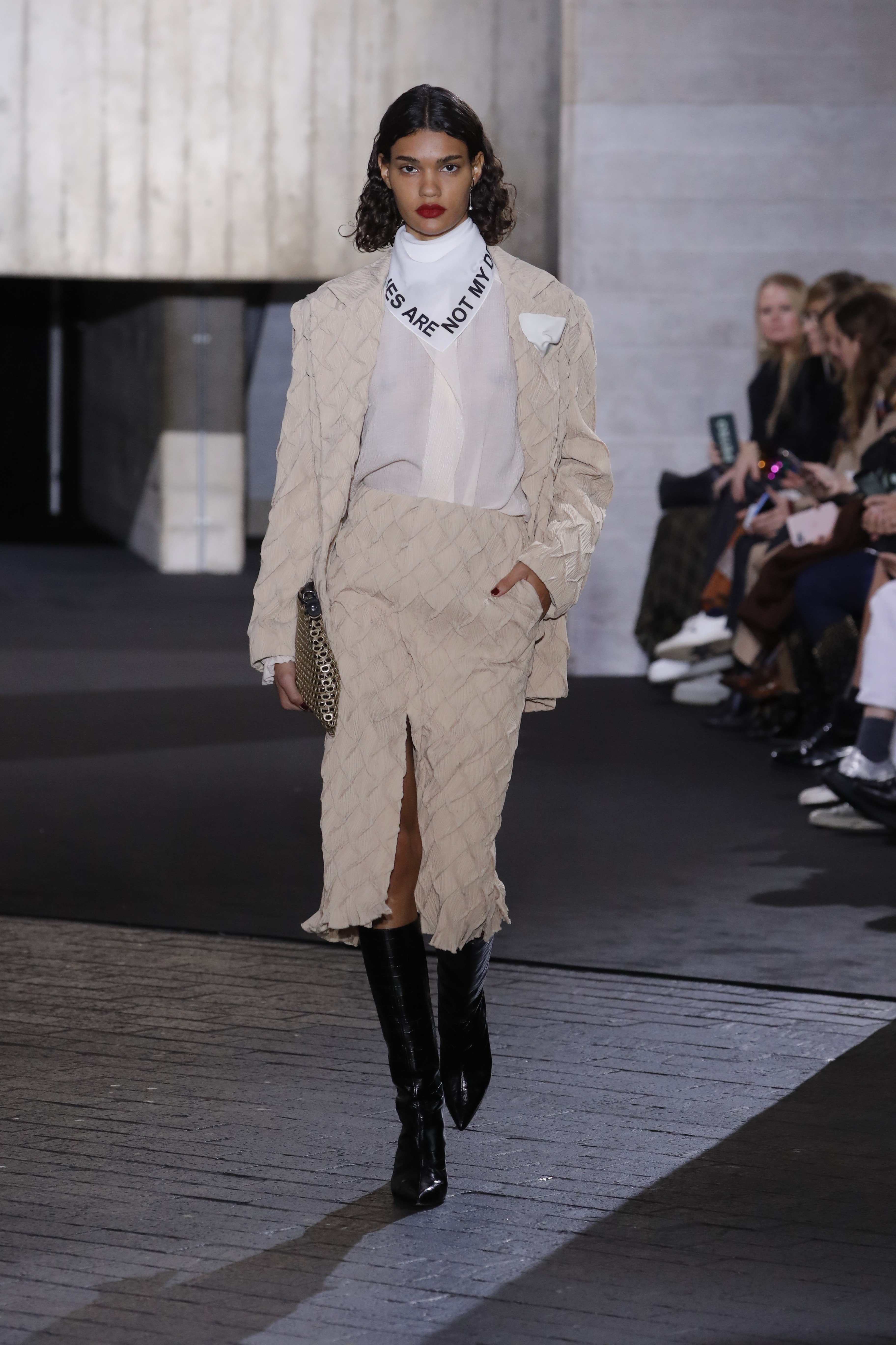 London Fashion Week Autunno/Inverno 2020/21 Roland Mouret