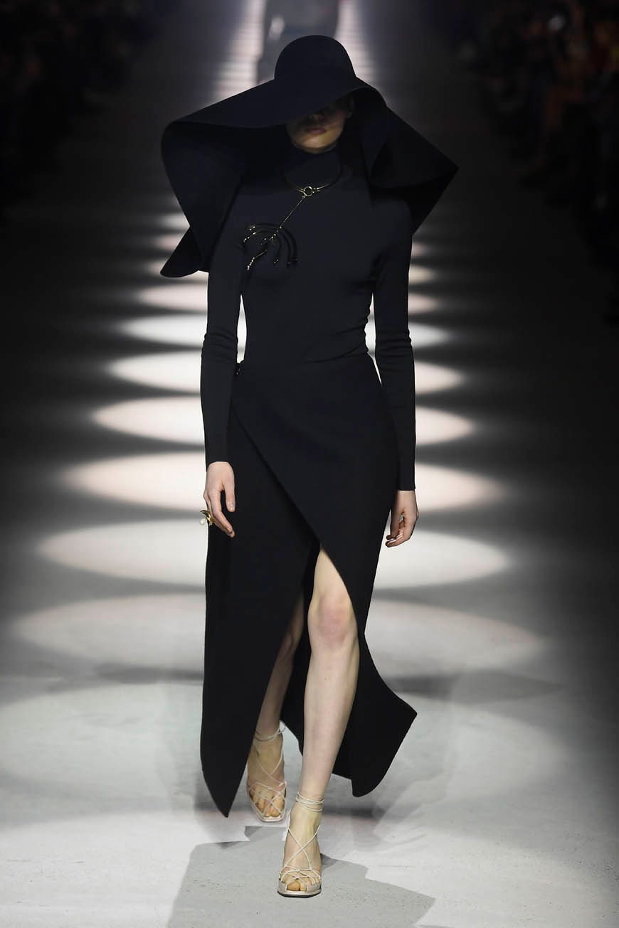 Paris Fashion Week Autunno/Inverno 2020/21 Givenchy