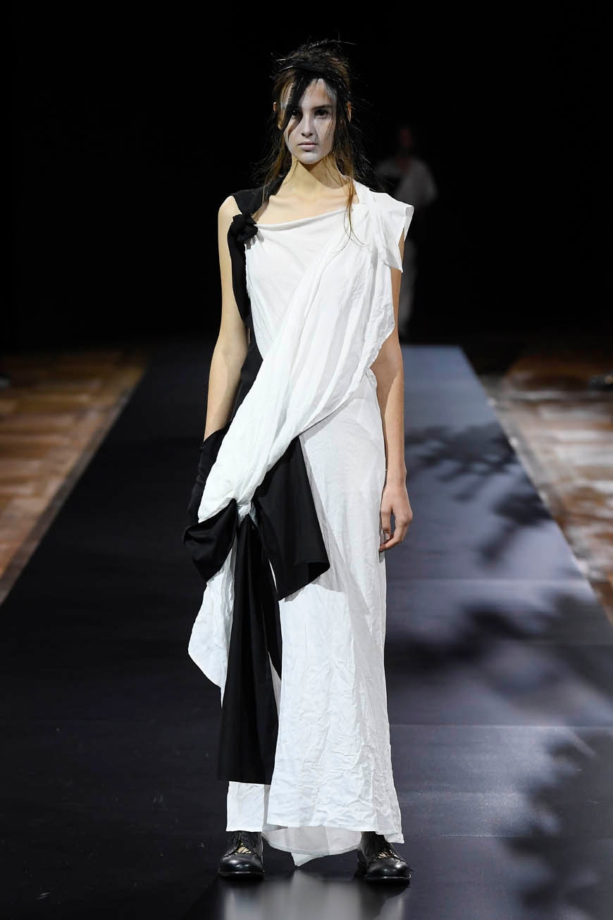 Paris Fashion Week Primavera/Estate 2021 Yohji Yamamoto