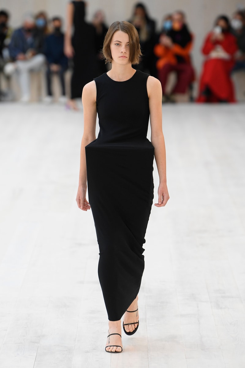Paris Fashion Week Primavera/Estate 2022 Loewe