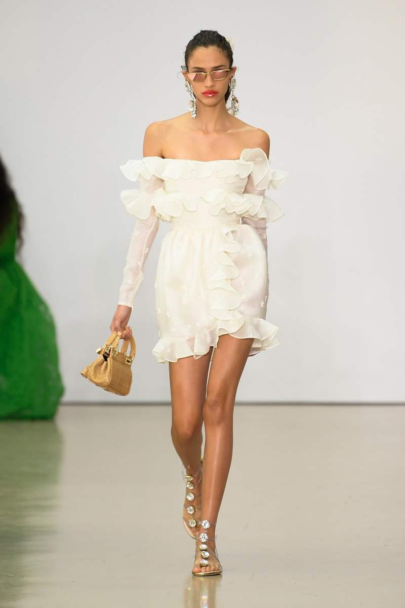 Paris Fashion Week Primavera/Estate 2022 Giambattista Valli