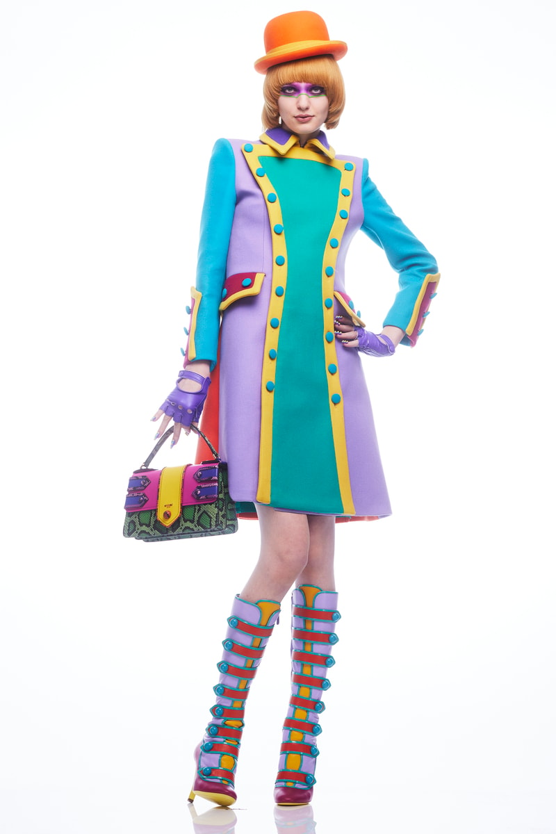 Worldwide Pre-Fall 2022 Moschino